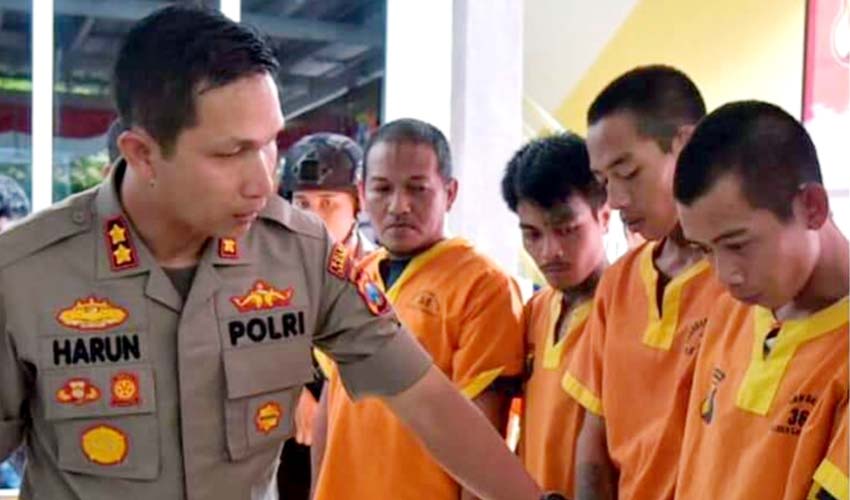 8 Budak Narkoba Lamongan Dikerangkeng, Pemasok Buron