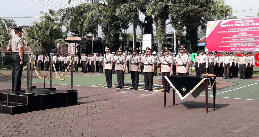 Kapolres Batu Pimpin Acara Sertijab Wakapolres dan Kapolsek