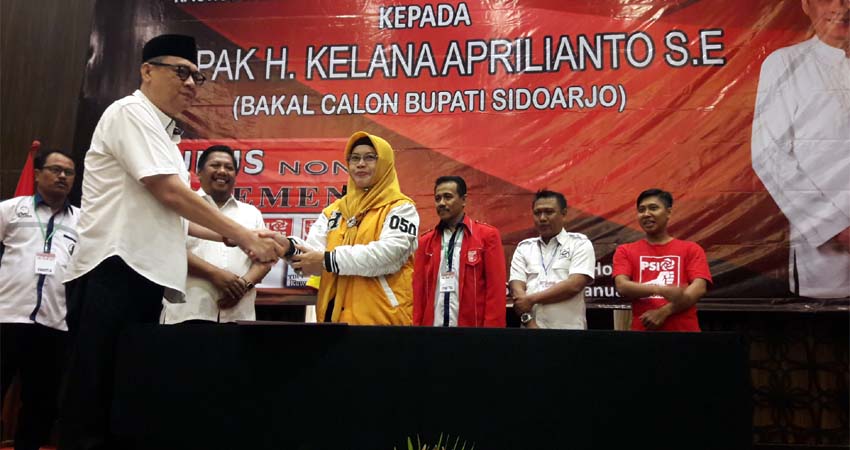 Partai Non Parlemen dan Relawan Topi Kwalik Deklarasi Dukung Kelana Aprilianto