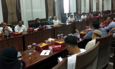 Suasana hearing yang digelar di ruang rapat internal DPRD Kota Malang, Rabu (29/1/2020) siang.(kik)