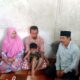 Cak Nur Santuni Keluarga Saat Takziah ke Rumah 3 Siswa SMPN 5 Sidoarjo Tenggelam