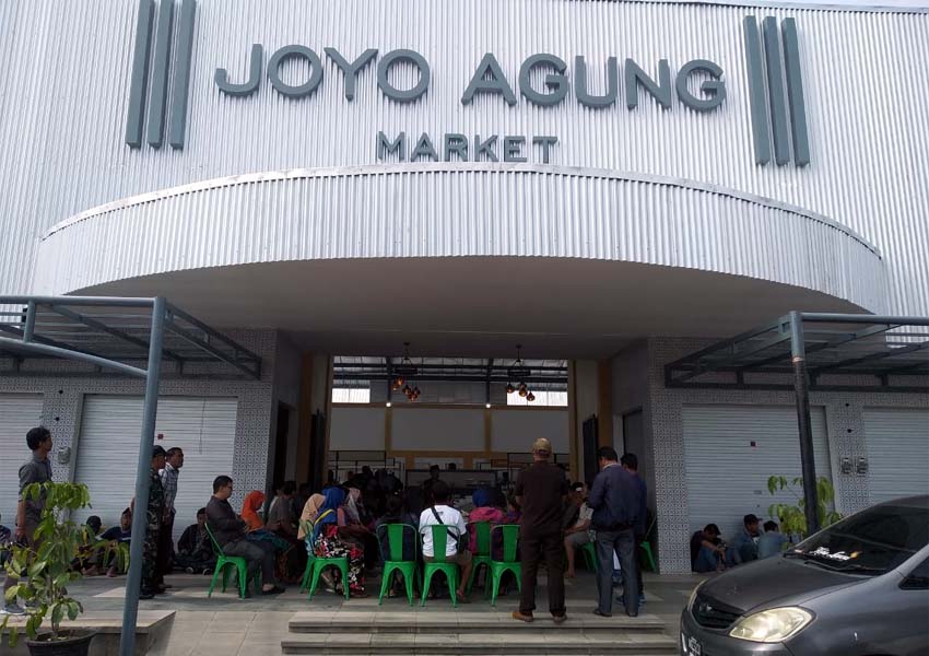 Pasar Modern 'Joyo Agung Market' Disoal Warga