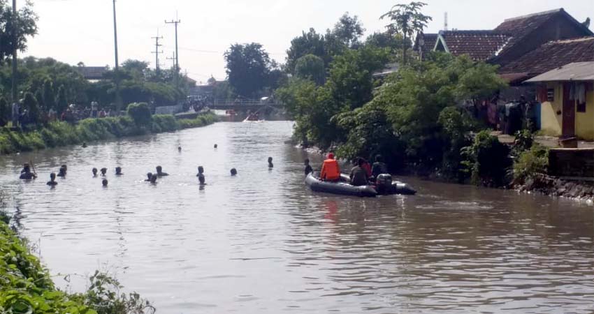 Tiga Siswa SMPN 5 Sidoarjo Korban Tenggelam di Sungai Pucang Akhirnya Ditemukan