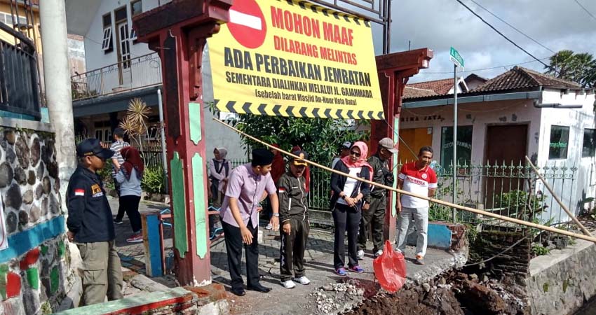 Walikota Batu Lakukan Sidak ke Sungai Sisir