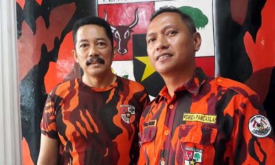 Ketua MPC Pemuda Pancasila Kota Malang H Agus Sunar Dewabrata SH dan Yiyesa Ndaru Abadi SH MHn sekretaris MPC PP Kota Malang. (gie)