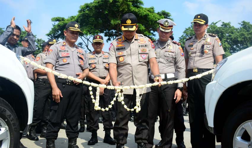 Kapolresta Sidoarjo Serahkan Bantuan Ranmor dan Sarana Lantas dari Korlantas Polri