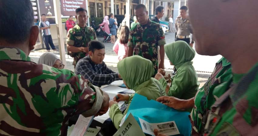 Sinergitas TNI-Polri, Awali Soft Launching Layanan SIM Minggu Polresta Sidoarjo