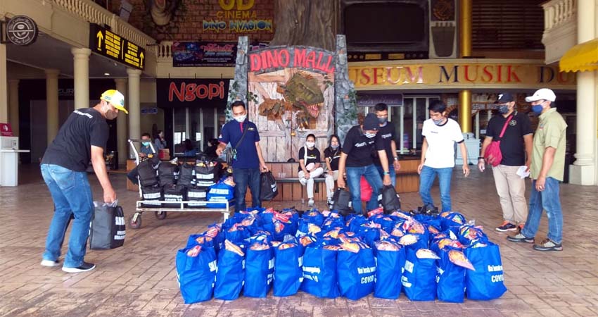 Jatim Park Group Distribusikan 10 Ribu Paket Sembako ke Masyarakat
