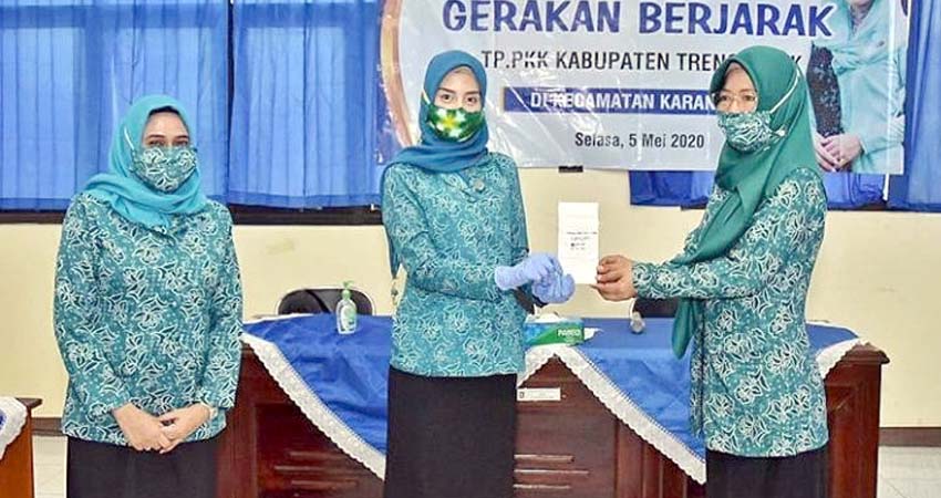 Ketua TP PKK Trenggalek Ajak Masyarakat Sedekah Informasi