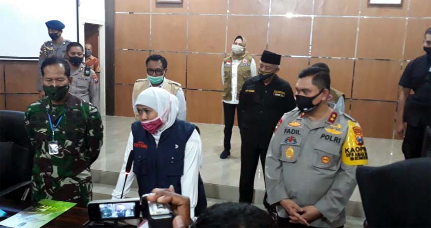 Gubernur Jatim Khofifah bersama Kapolda Jatim Irjen Pol. Dr. Drs. H.M. Fadil Imran, M.Si. (ist)