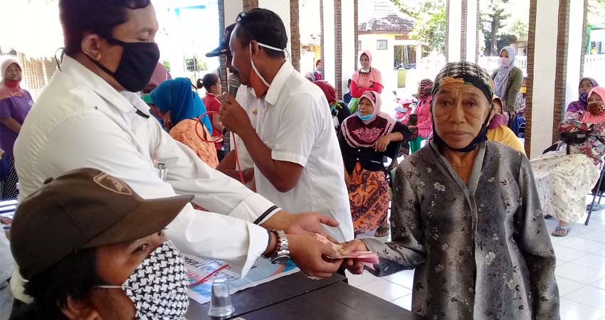 Pemerintah Desa Agel Kecamatan Jangkar Cairkan Dana BLT DD ke 171 KK