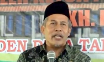 KH Marzuki Mustamar Beri Suntikan Spirit dr Umar Usman