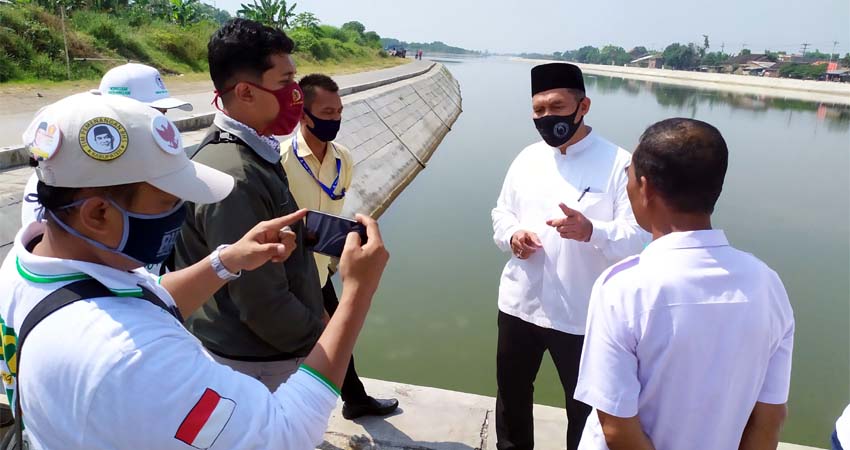 AIR BAKU - Bacabup Sidoarjo, Bambang Haryo Soekartono mendorong Long Storage Kalimati, Kecamatan Tarik, Sidoarjo dijadikan bahan baku air PDAM, sarana olahraga air dan tempat wisata layaknya waduk untuk menarik wisatawan, Senin (6/7/2020)