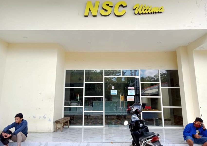 Depan gedung bioskop New Star Cineplex (NSC) Jl Talangagung 78 Kecamatan Kepanjen Kabupaten Malang, Senin (27/7/2020)