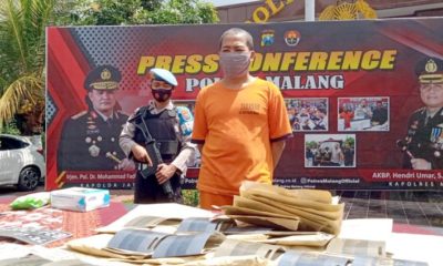 RILIS : Polres Malang merilis hasil ungkap kasus pemalsuan BPKB dan STNK. (memo x/cw3)
