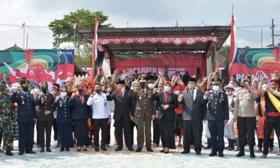 Kalapas Klas 1 Malang Anak Agung Gde Krisna bersama tamu undangan usai upacara bendera. (ist)