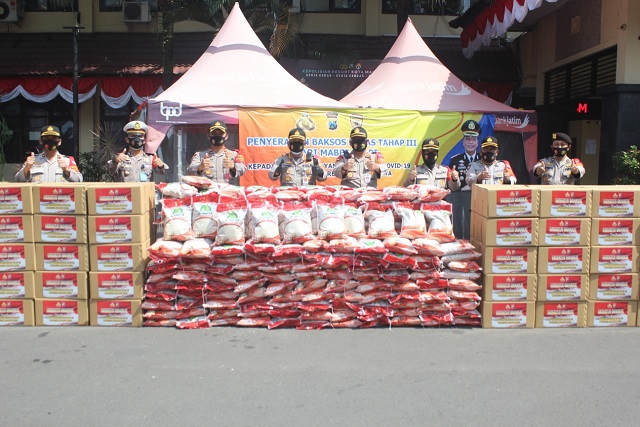 Polresta Malang Kota bagikan 8525 Kg beras. (ist)