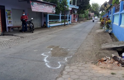 Tempat kejadian laka lantas.