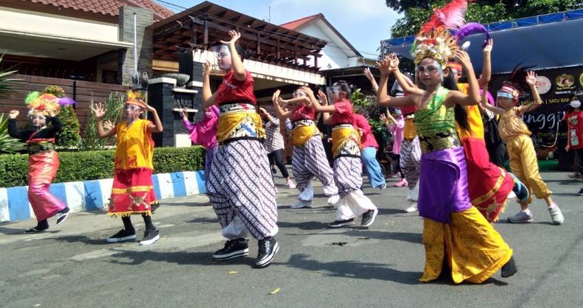 Festival Jenggirat yang digelar Kampung Sinau Budaya Satrio Turonggo Jati.