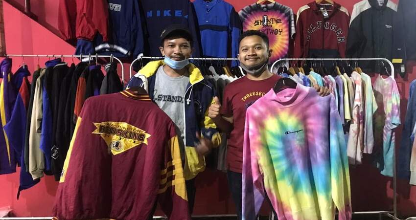 Pengusaha bisnis thrif Shop sangat diuntungkan berkat kampanye Reduse, Re-use dan Recycle (3R).