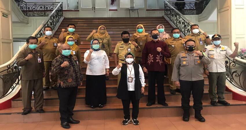 Forkopimda Kabupaten Malang bersama Deputi Bidang Pelayanan Publik, Kemenpan RB.