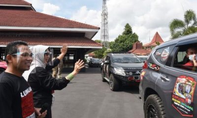 Pelepasan komunitas Pajero Indonesia Bersatu dan JK Owners East Java (OEJ) di Pendopo Arya Wiraraja Kabupaten Lumajang.