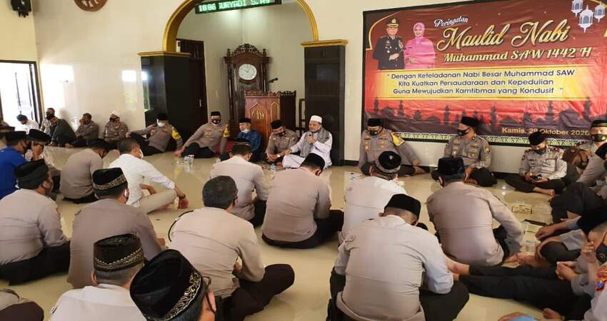 Kegiatan silaturahmi dan pengajian dalam rangka memperingati Maulid Nabi Muhammad SAW 1442 H.