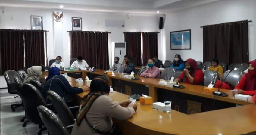 Audiensi eks buruh PR Sorgum dengan DPRD dan Disnaker Kabupaten Malang.