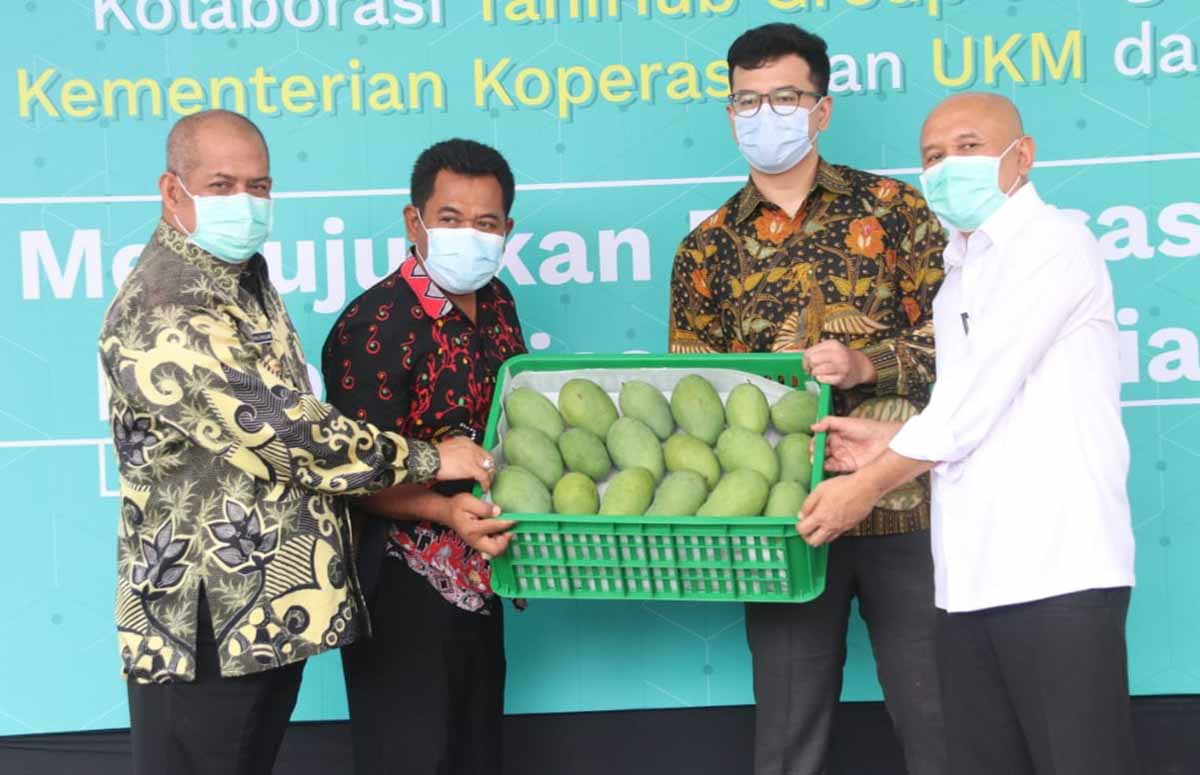 Pjs Bupati Malang Bersama Menkop UKM Kunjungi PPC TaniHub - Program kolaborasi untuk membangkitkan ekonomi kerakyatan