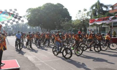 Kegiatan gowes bersama dalam rangka memperingati Hari Jadi ke 75 Provinsi Jawa Timur.
