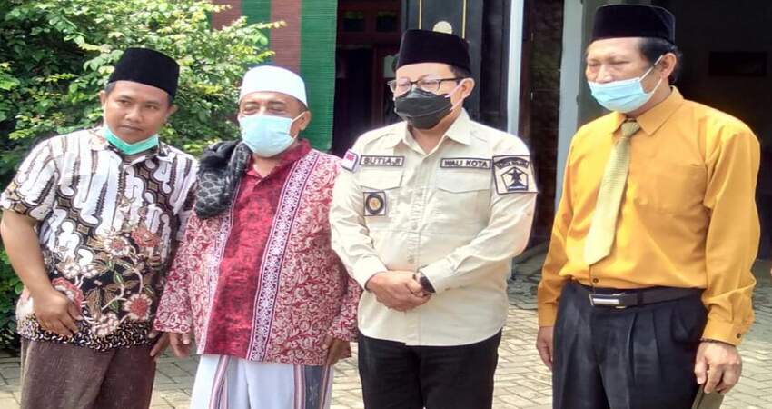 Sutiaji saat berada di Pondok Pesantren (Ponpes) Nurul Muttaqin.