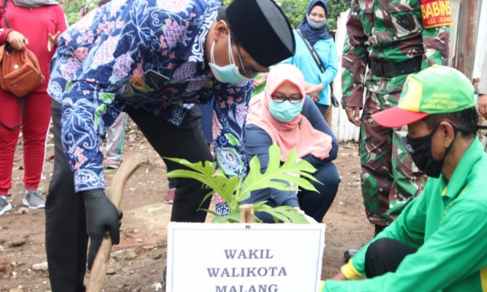 Gerakan Tanam Pohon  Diharapkan Jadi Pendidikan Karakter  