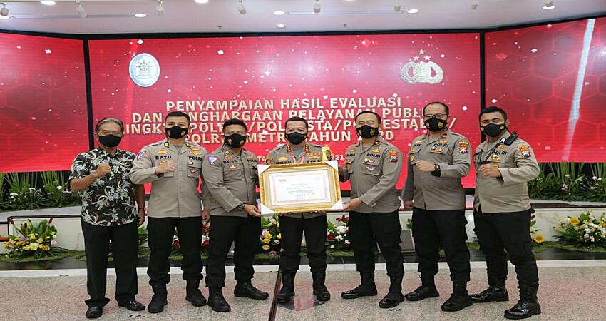 Berikan Pelayanan Prima Kepada Masyarakat, Polresta Malang Kota Raih Penghargaan Kemenpan-RB