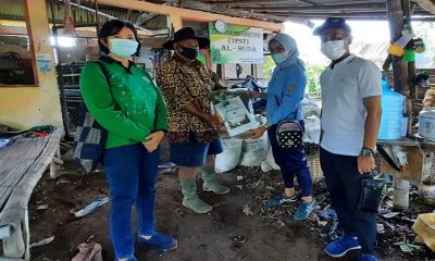 DLH Probolinggo Bersama Mitra Lingkungan Gelar Aksi Clean Up dan Bagi Masker