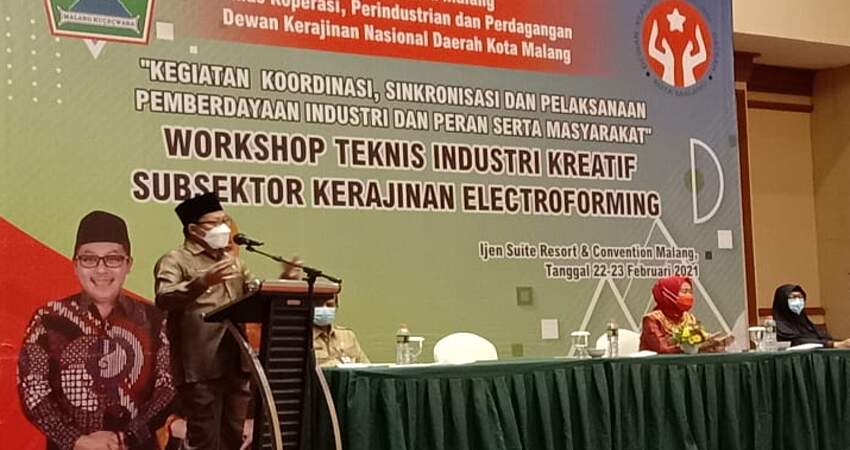 Kolaborasi Diskopindag dan Dekranasda, Gelar Pelatihan Electroforming untuk IKM Malang