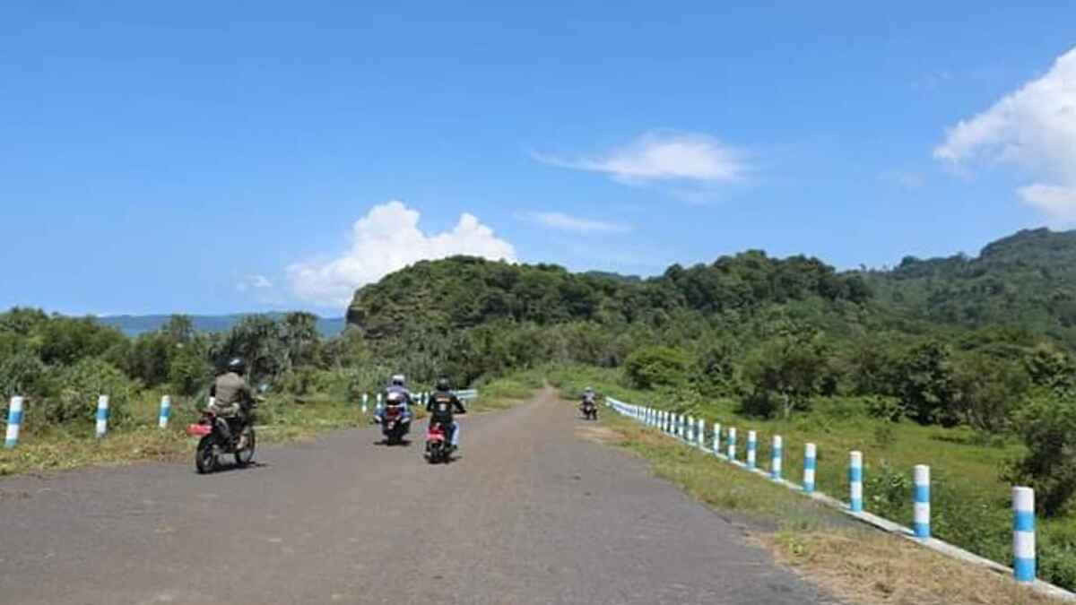 Lewati Gunung Turuni Lembah, Dua Bulan Lagi Jalan Pasirian - Tempursari Bakal Bisa Dilewati