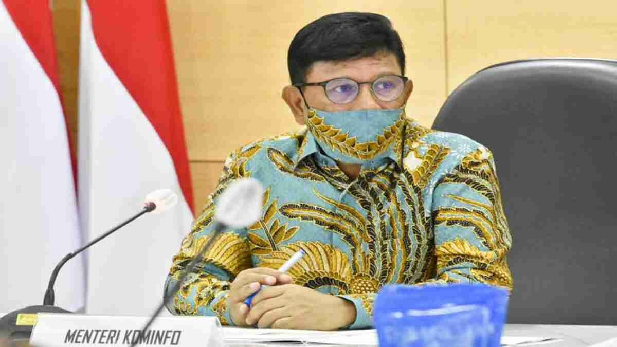 Menteri Johnny Imbau Masyarakat Tak Sebar Konten Negatif Aksi Teror Gereja Katedral Makassar