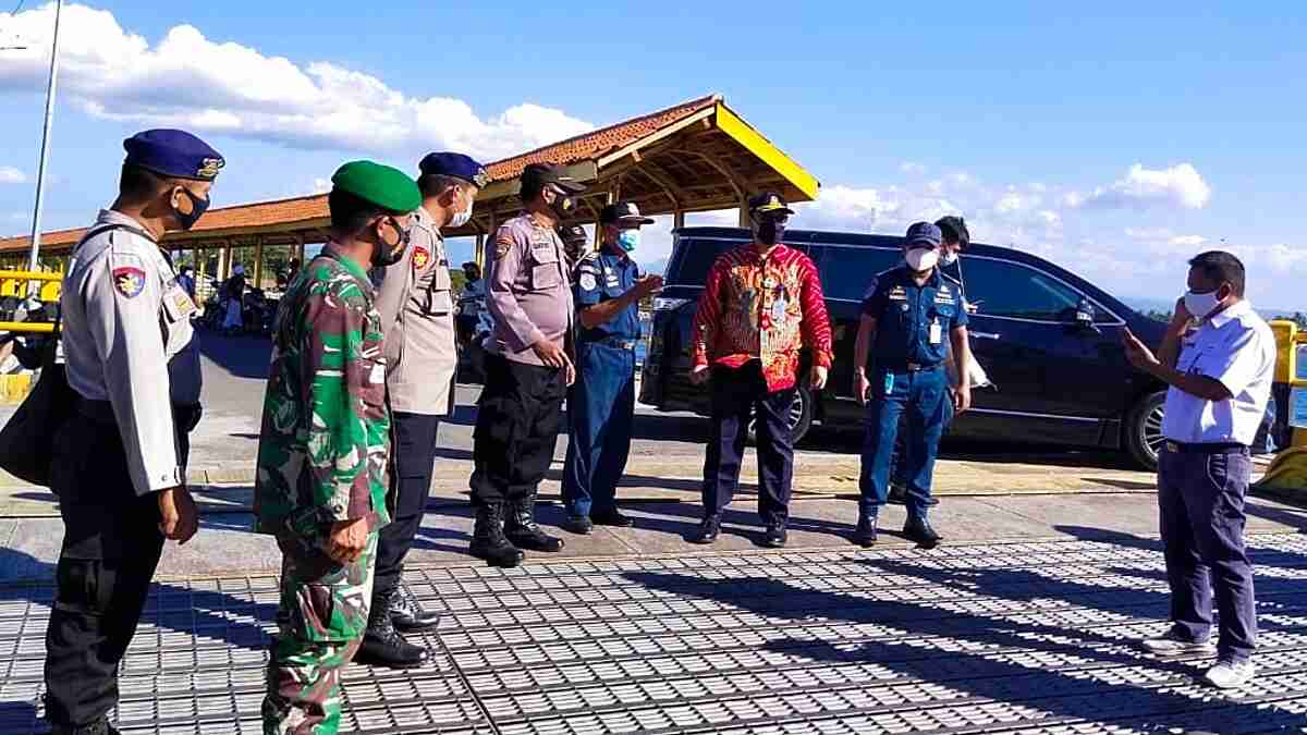 Direktur Lalu Lintas dan Angkutan Laut Kementerian Perhubungan Pantau Aktifitas Pelabuhan Jangkar Situbondo