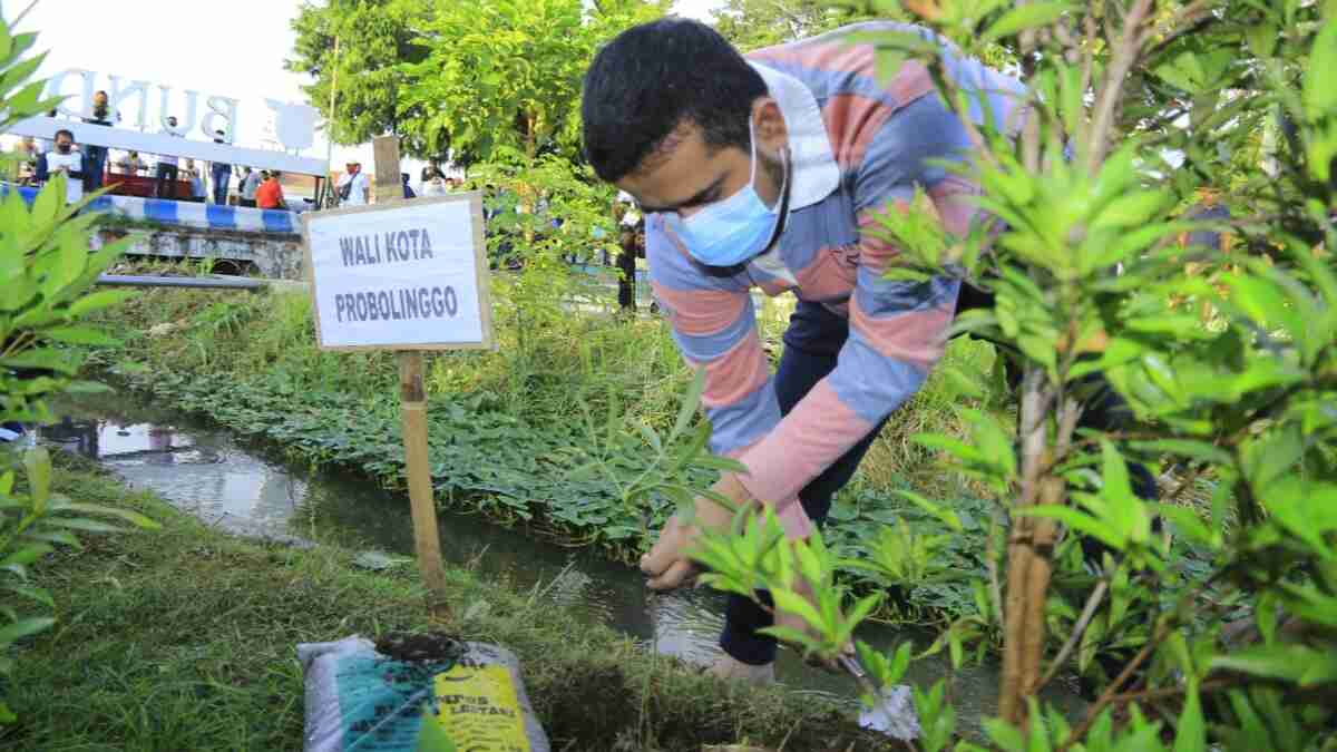 Wali Kota Probolinggo Peringati Hari Lingkungan Hidup se-Dunia, Sekaligus Terangkan Pembuatan Jalan Tembus untuk Tempat Wisata Baru