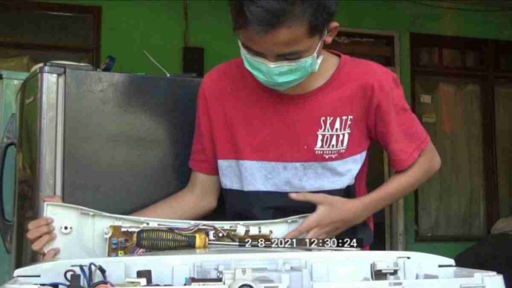 Mampu Perbaiki Alat Elektronik, Pelajar SMPN Probolinggo