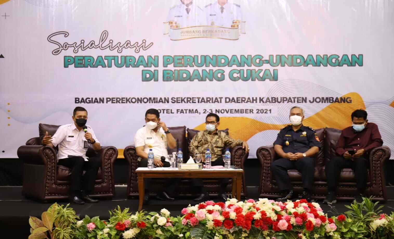 Bupati Jombang Buka Gelaran Sosialisasi Cukai bersama Ketua DPRD dan Kantor Bea Cukai Kediri