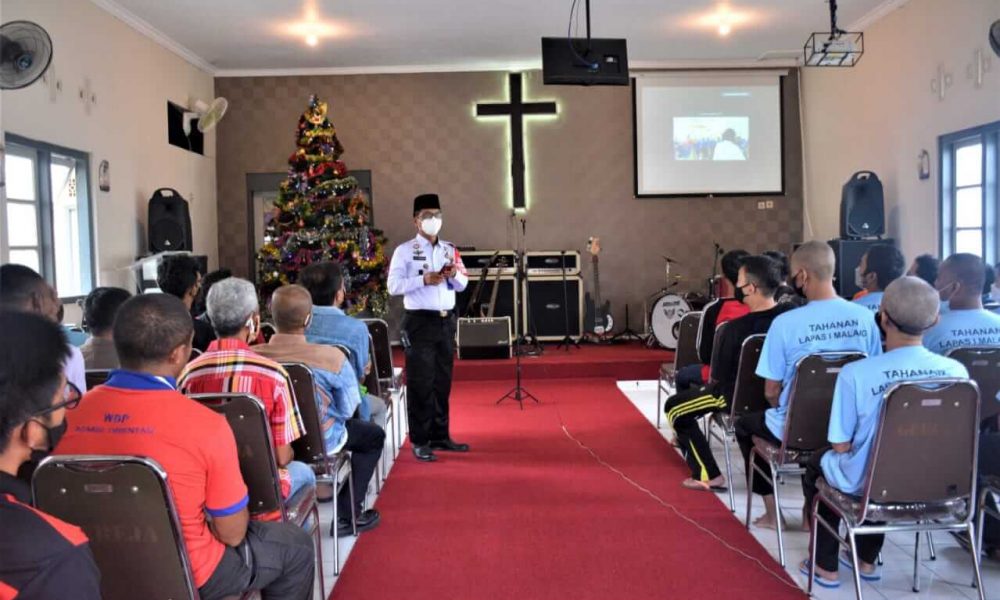 Warga Binaan Gereja Pembaharuan Lapas Kelas 1 Malang Ikuti Ibadah Natal Virtual Penuh Sukacita secara Serentak dengan 89 Lapas se-Indonesia