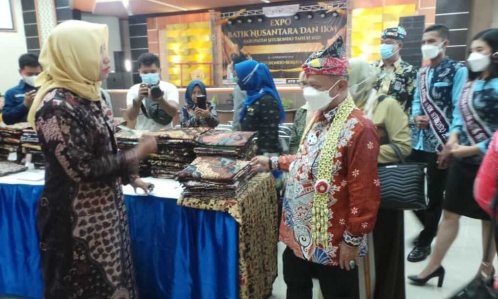 Buka Expo Batik Nusantara dan IKM, Bupati Situbondo Berharap Pengrajin hingga IKM Terus Bangkit