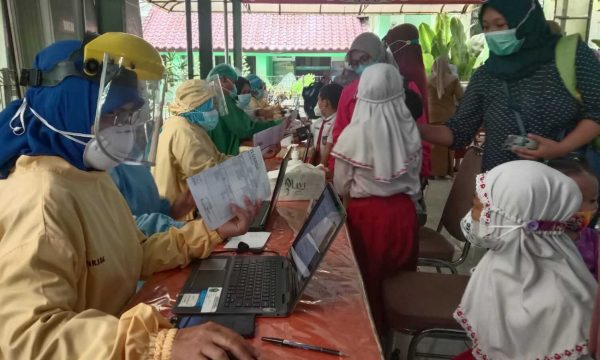 Vaksinasi Anak 6 hingga 11 Tahun, Banyak Orang Tua di Kota Malang yang Belum Kumpulkan Formulir Persetujuan