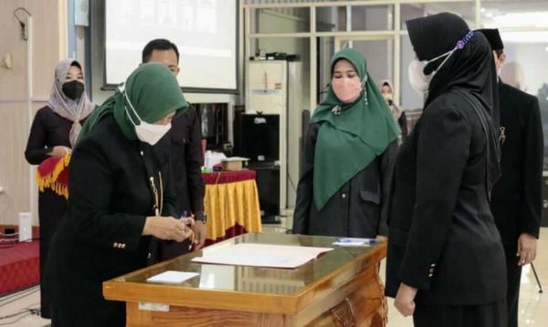 Sekdakot Probolinggo Pimpin Pelantikan dan Pengambilan Sumpah Penyetaraan 208 Pejabat Fungsional
