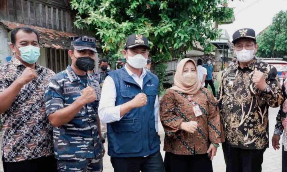 35 Rumah di Pesisir Pantura Lamongan Disentuh Program Rutilahu Program Karya Bakti TNI AL, Bupati Yuhronur Siap Berikan Pendampingan