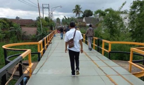 Digelontor Anggaran Rp 951 Juta, Jembatan Lowokdoro Kedungkandang Akhirnya Rampung Diperbaiki