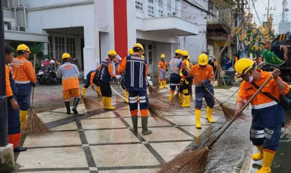 200 Petugas Kebersihan Rapikan Kawasan Kayutangan Heritage Malang
