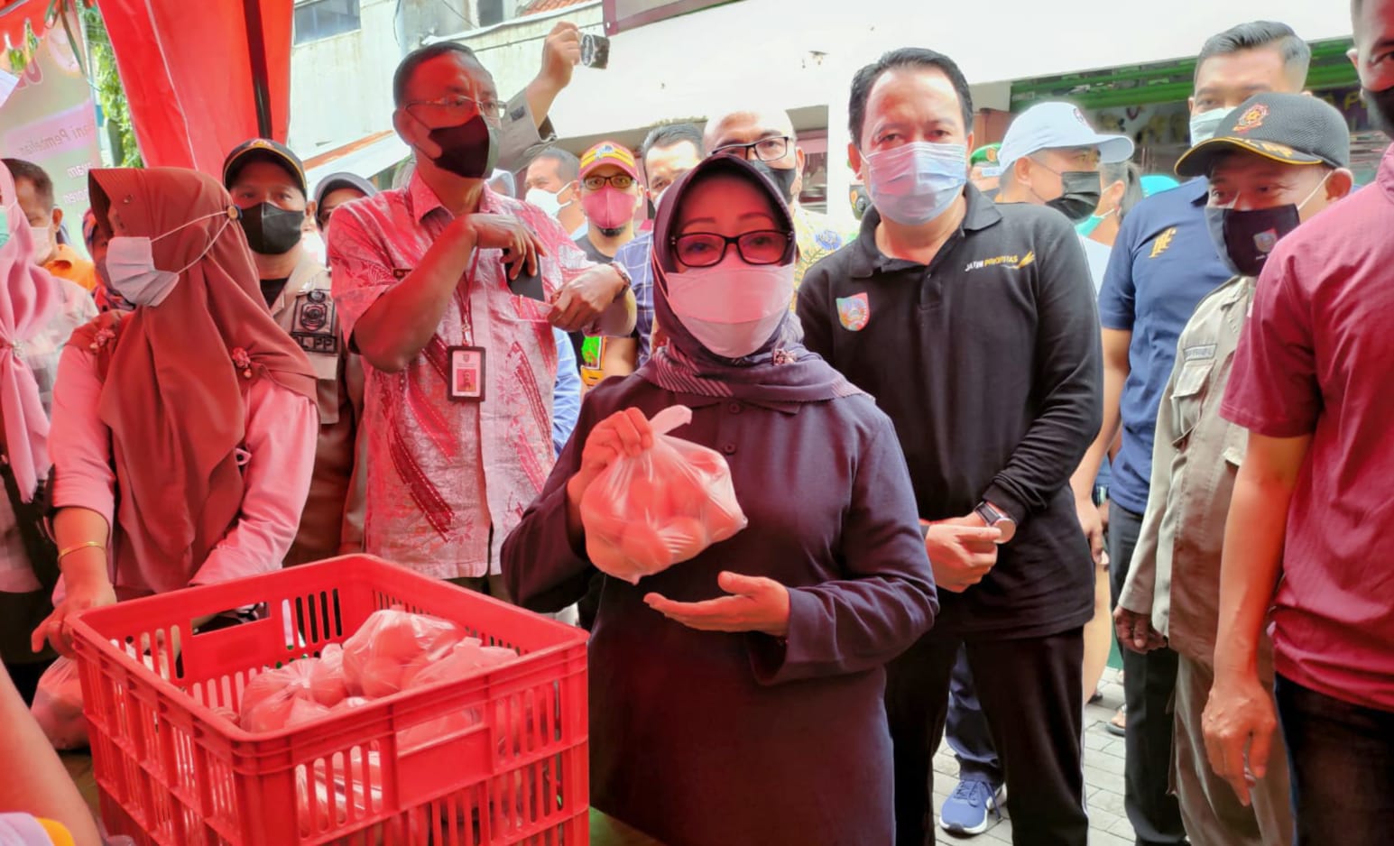 Pemkab Jombang Gelar Operasi Pasar di Pasar Citra Niaga