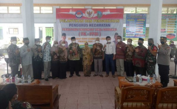 Hadiri Pelantikan dan Pengukuhan PK PPDI, Bupati Jombang Ingatkan Sinergitas dengan Kepala Desa